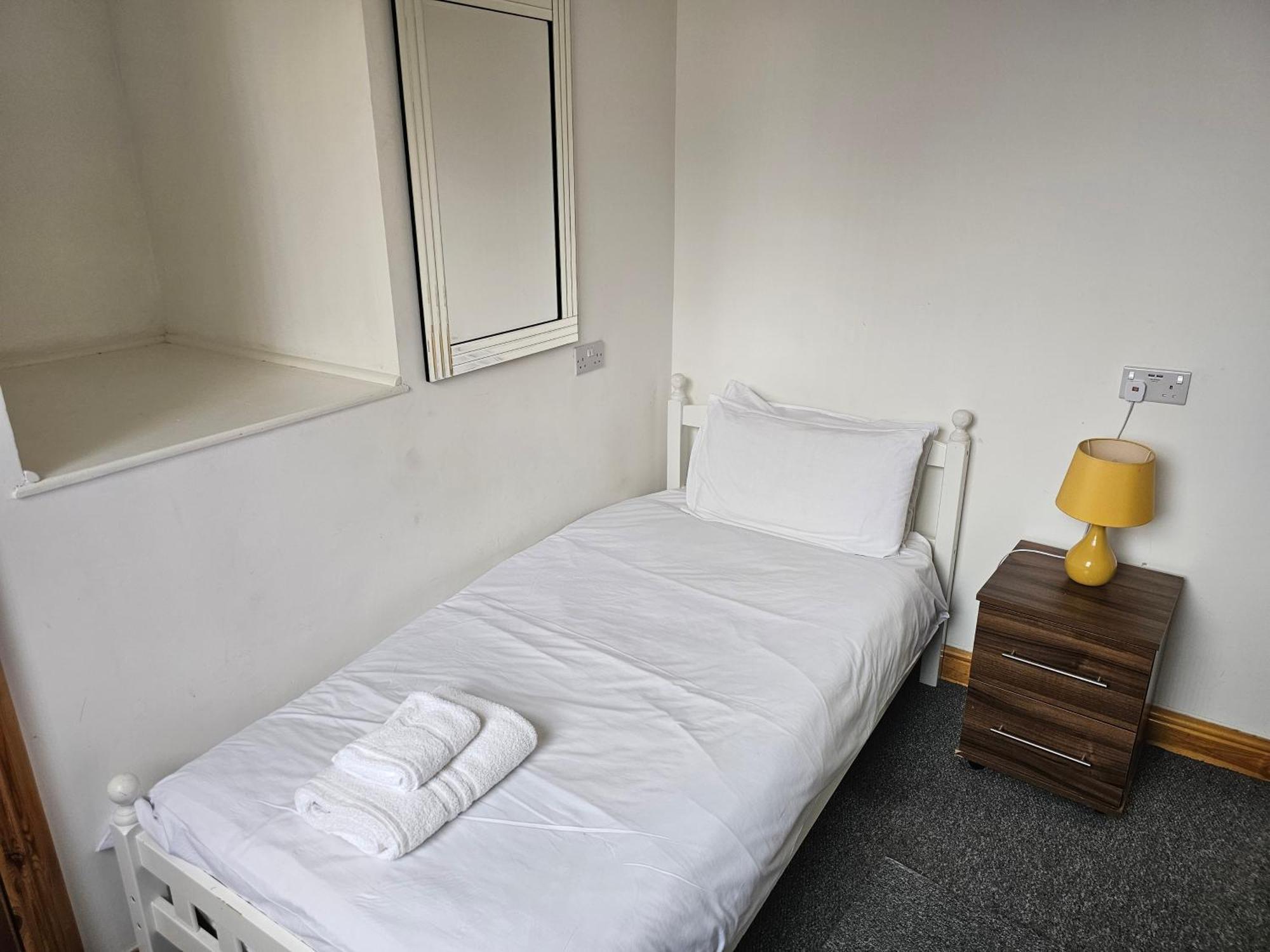 Homebird Property - Conway House Leeds  Extérieur photo